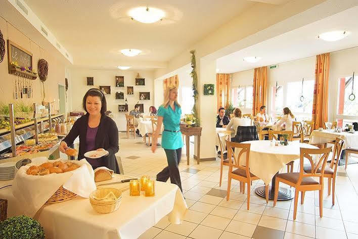 Citty Hotel שוויינפורט מראה חיצוני תמונה