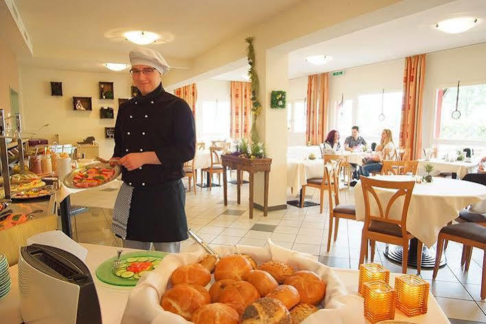 Citty Hotel שוויינפורט מראה חיצוני תמונה
